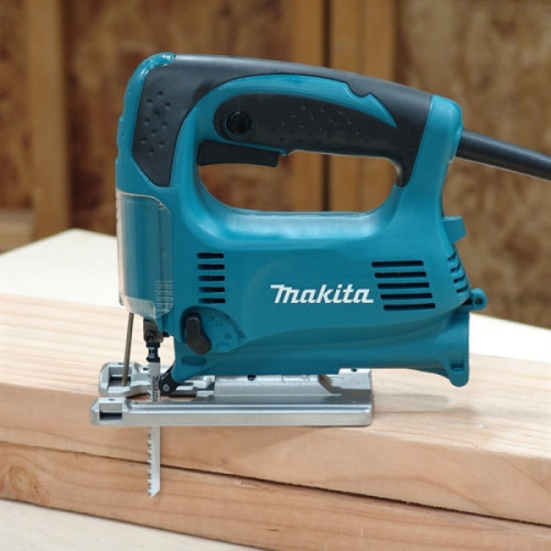 Лобзик електричний Makita 4329